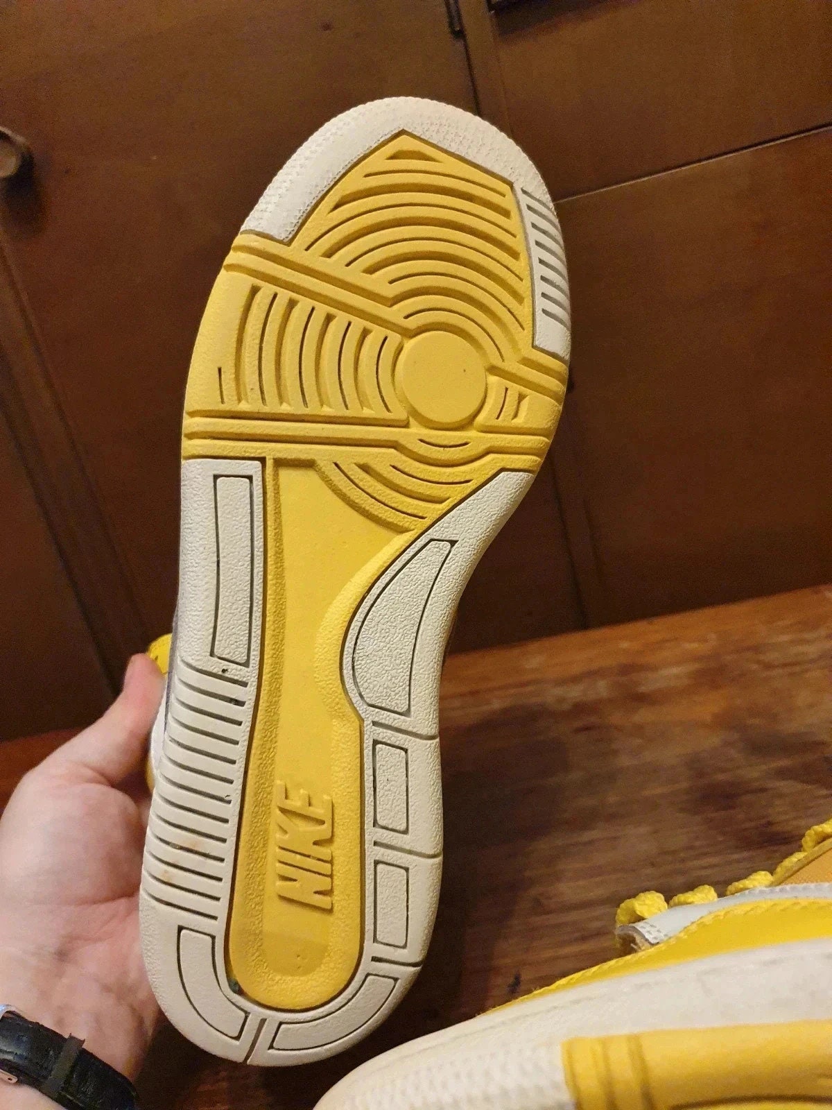 Womans Vintage Retro Nike Sports Shoes