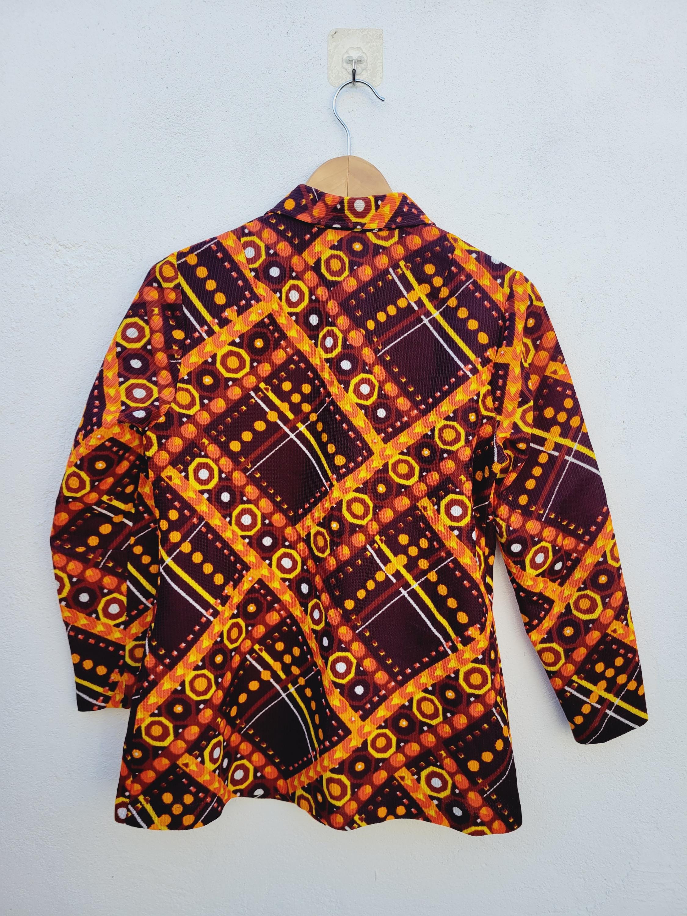 1960s 1970s Dagger Collar Shirt