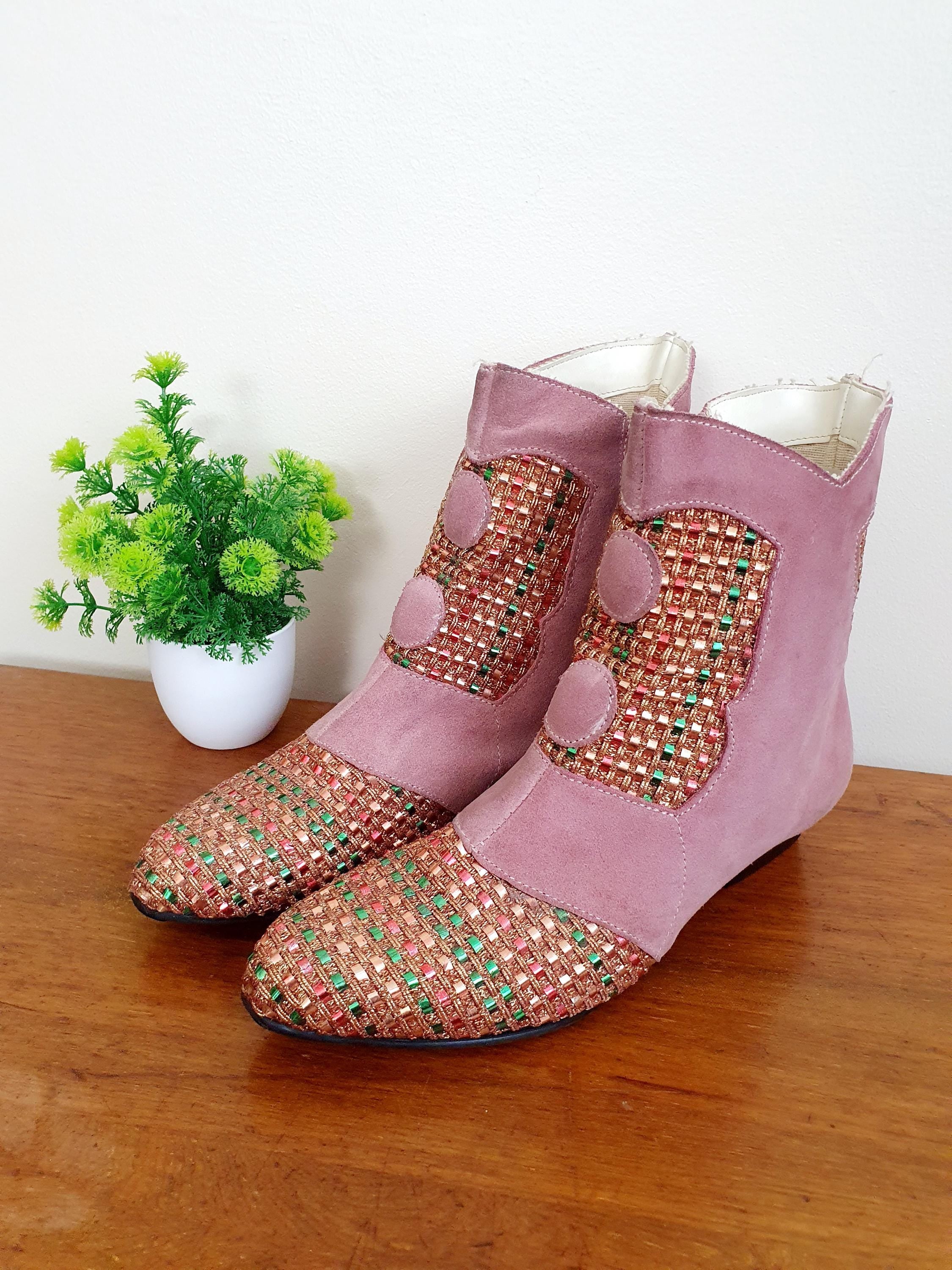 1960s Baby Pink Boots