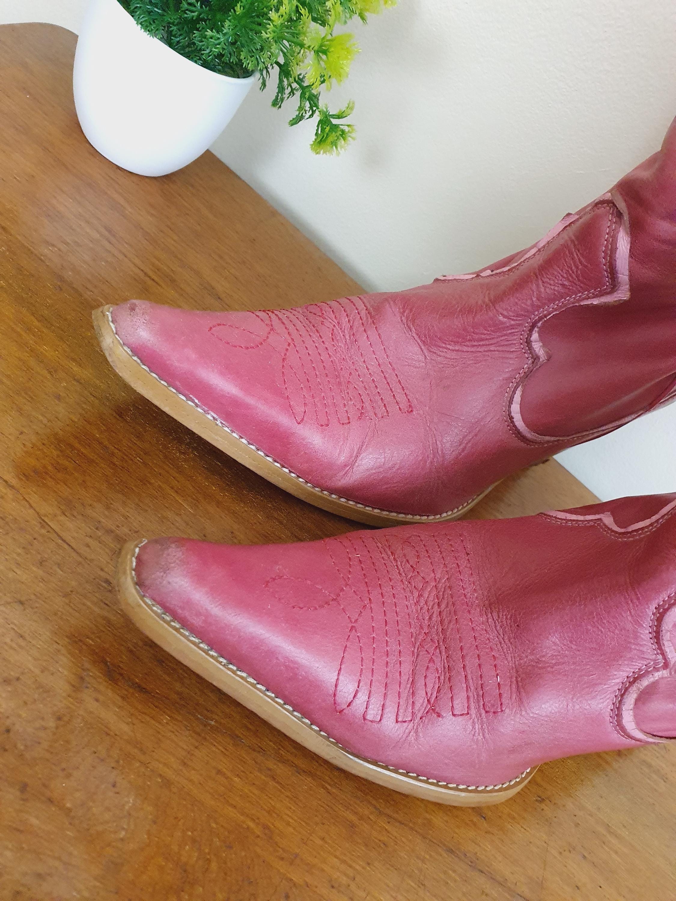 1970s Pink Leather Cow Girl Boots
