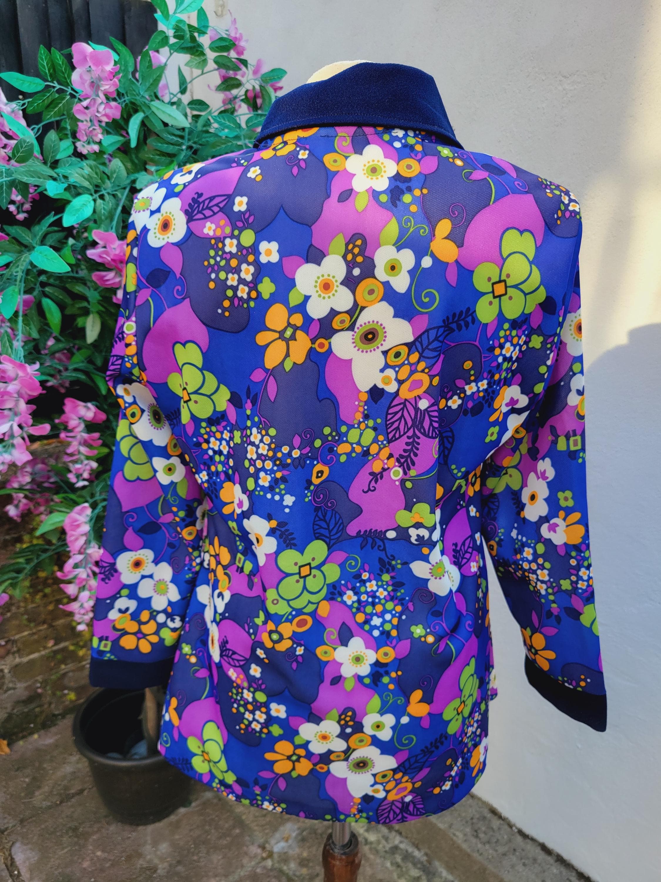 1960s 1970s Dagger Collar Shirt