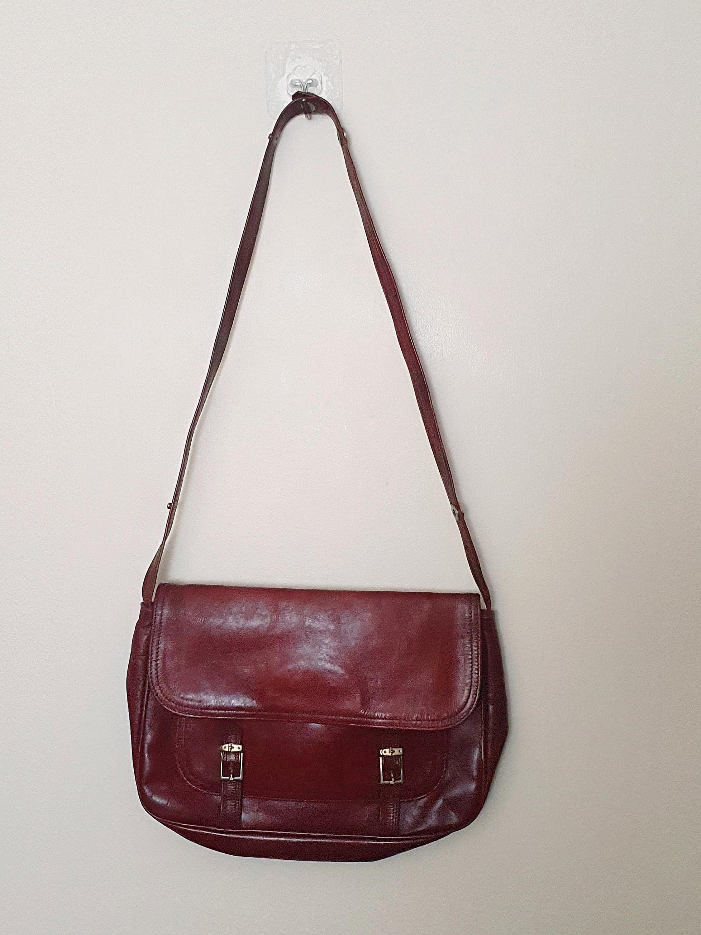 1970s Vintage Dark Red Leather Shoulder Bag