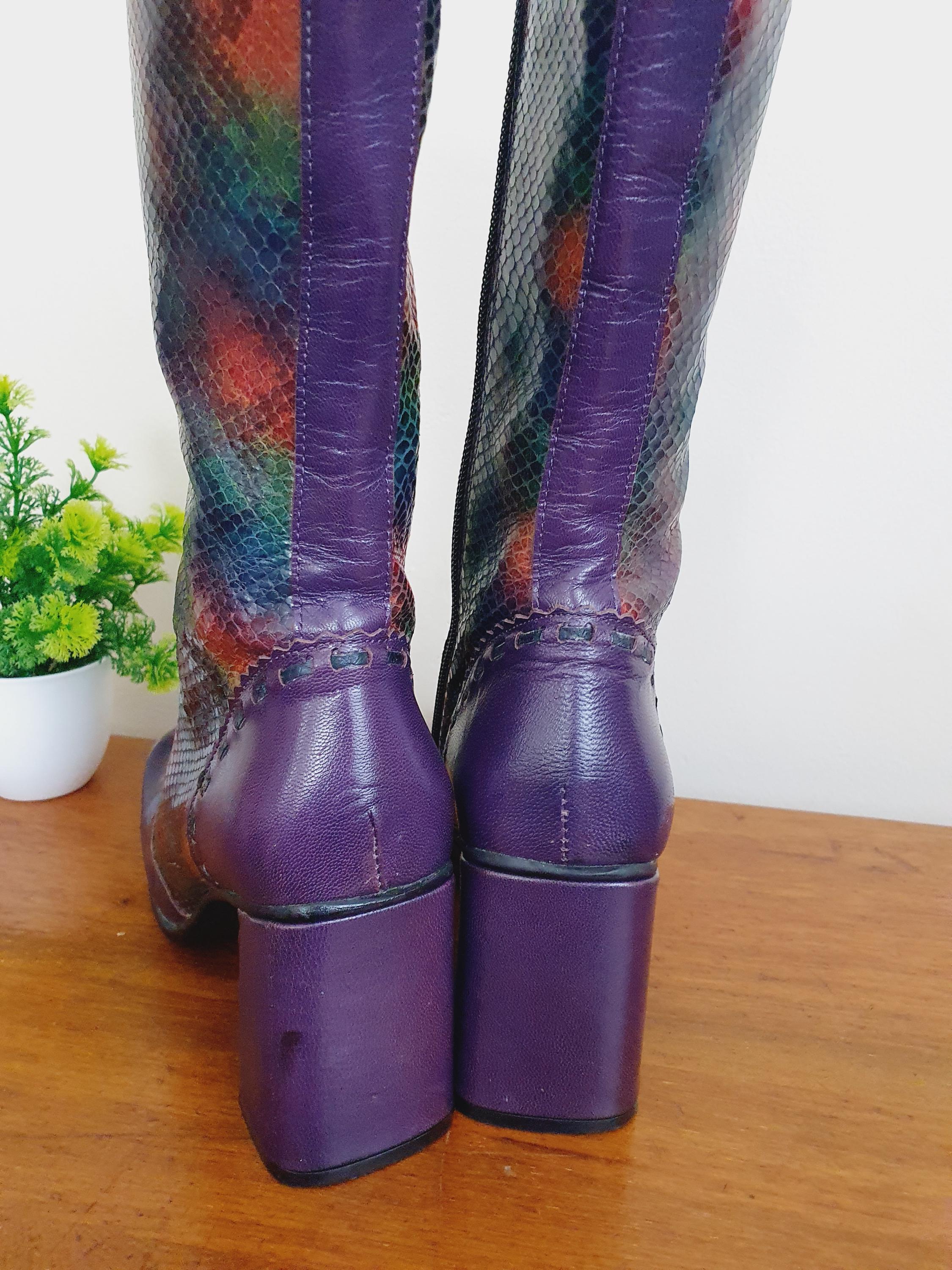 Y2k Shellys Snakeskin Effect Boots