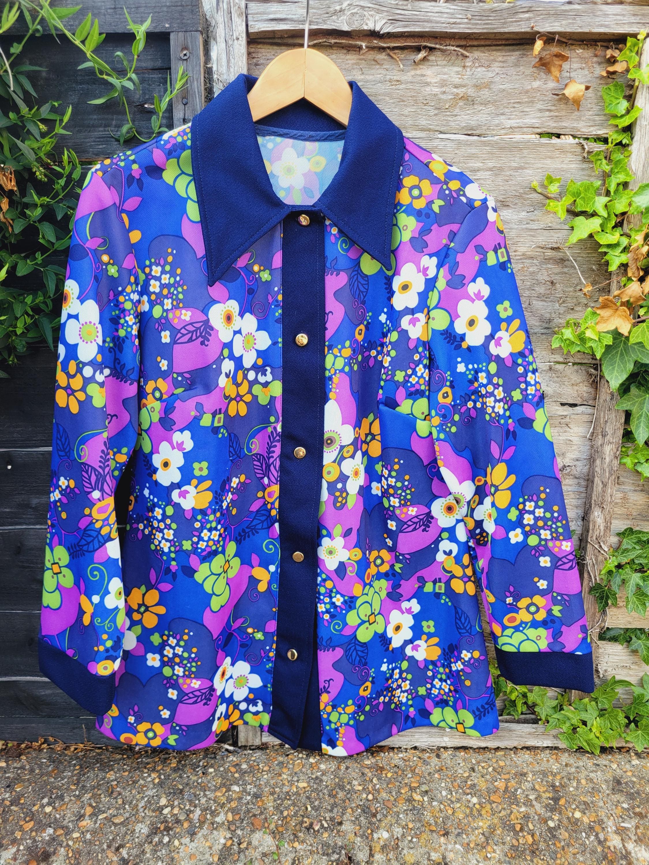 1960s 1970s Dagger Collar Shirt