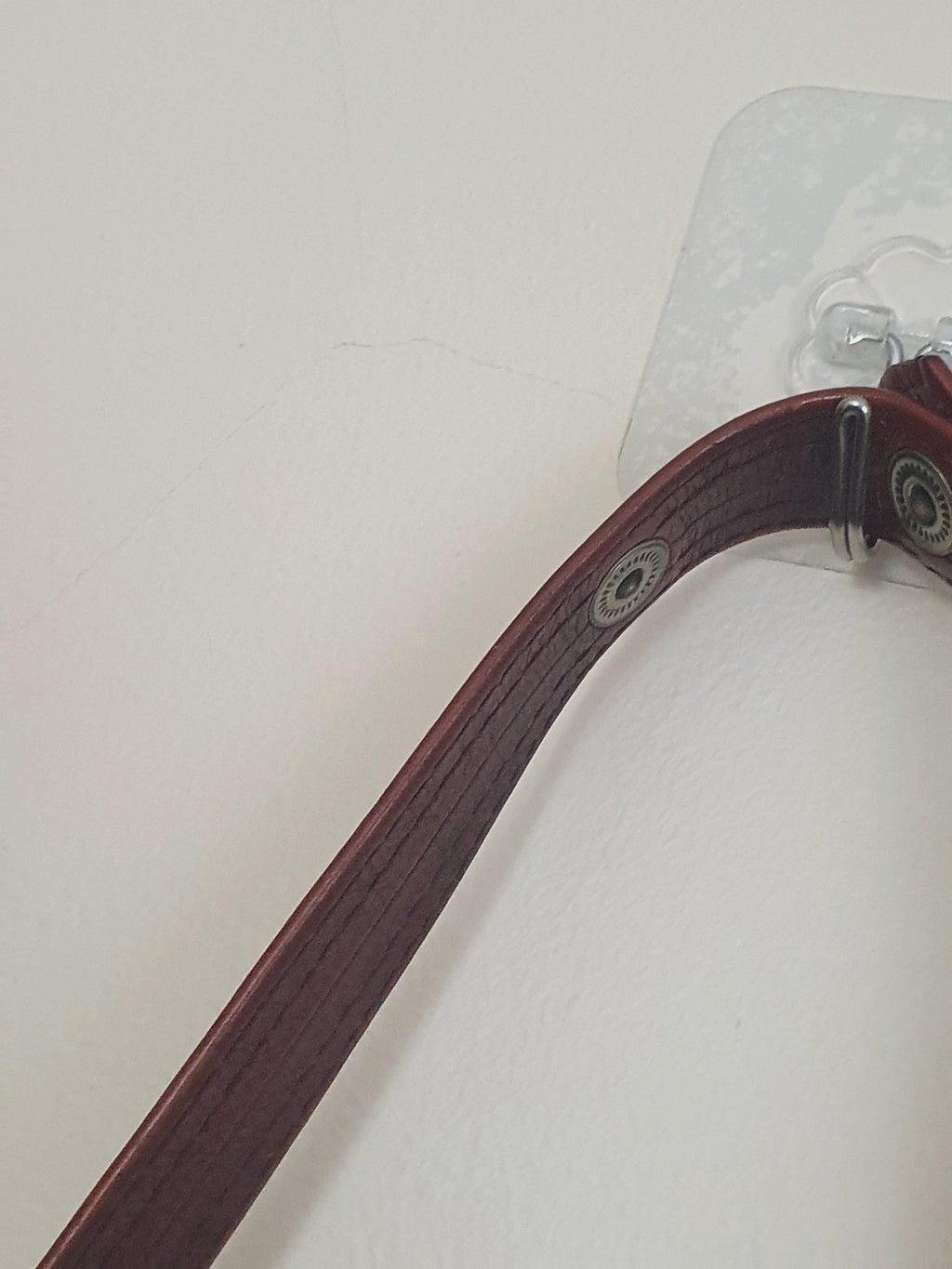 1970s Vintage Dark Red Leather Shoulder Bag