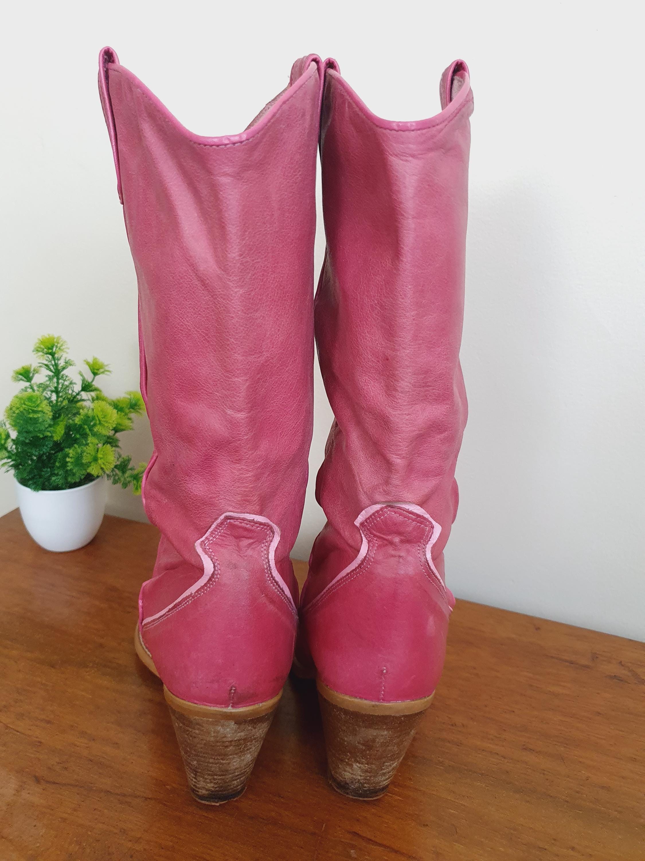 1970s Pink Leather Cow Girl Boots
