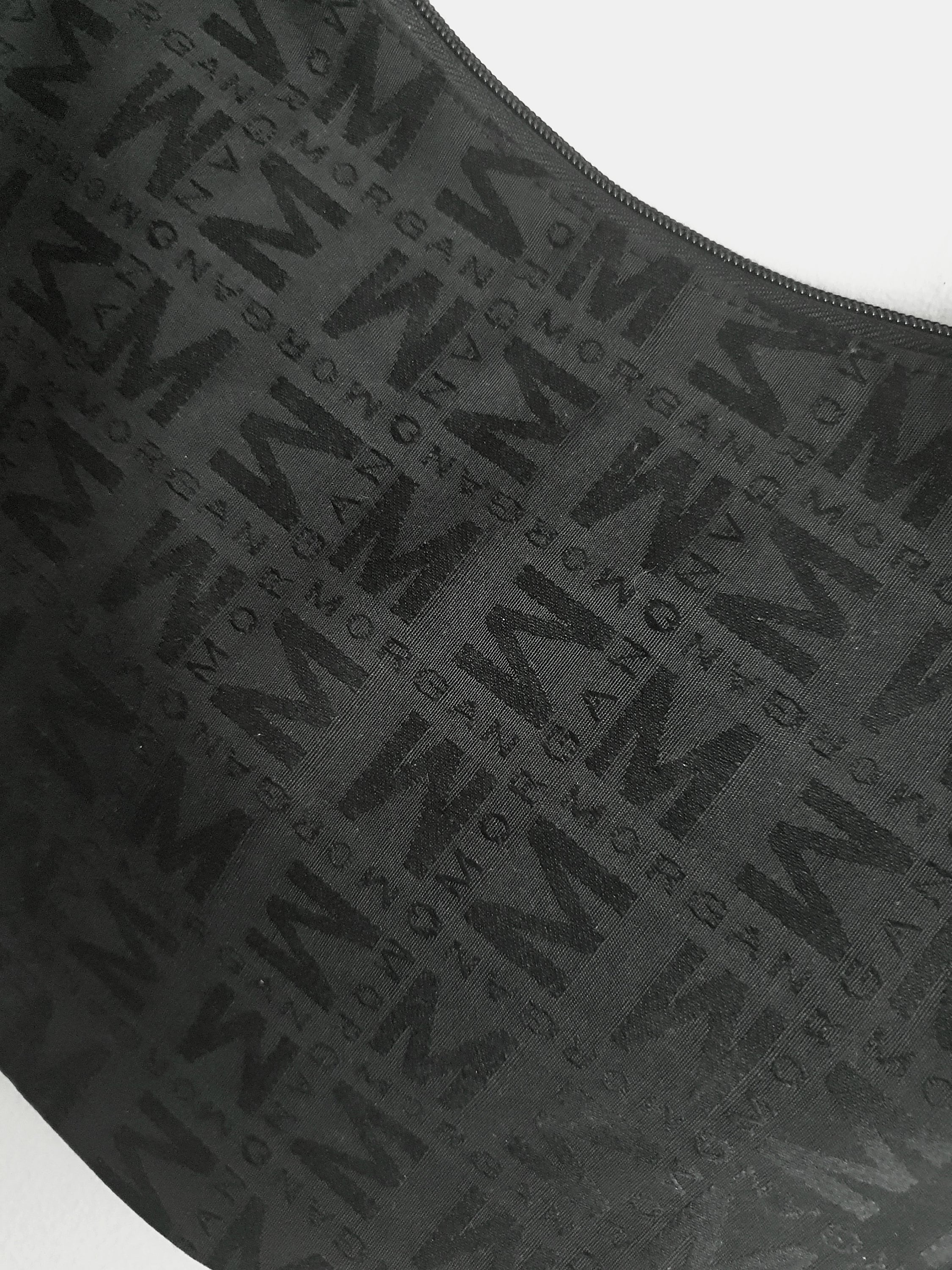 close up of y2k Morgan de yoi shoulder bag