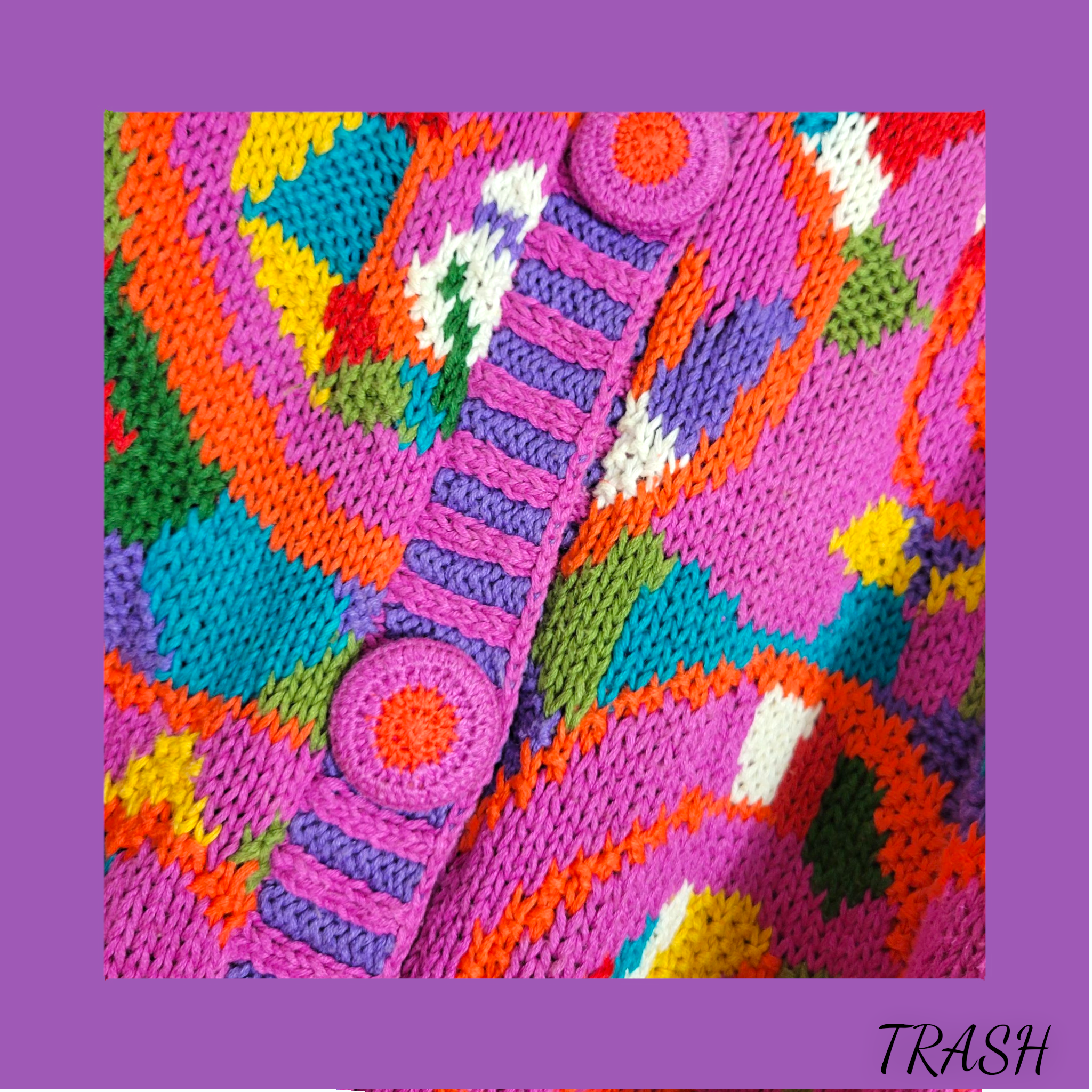 Bold geometric patterned cardigan – 90s oversized vintage knit - close up