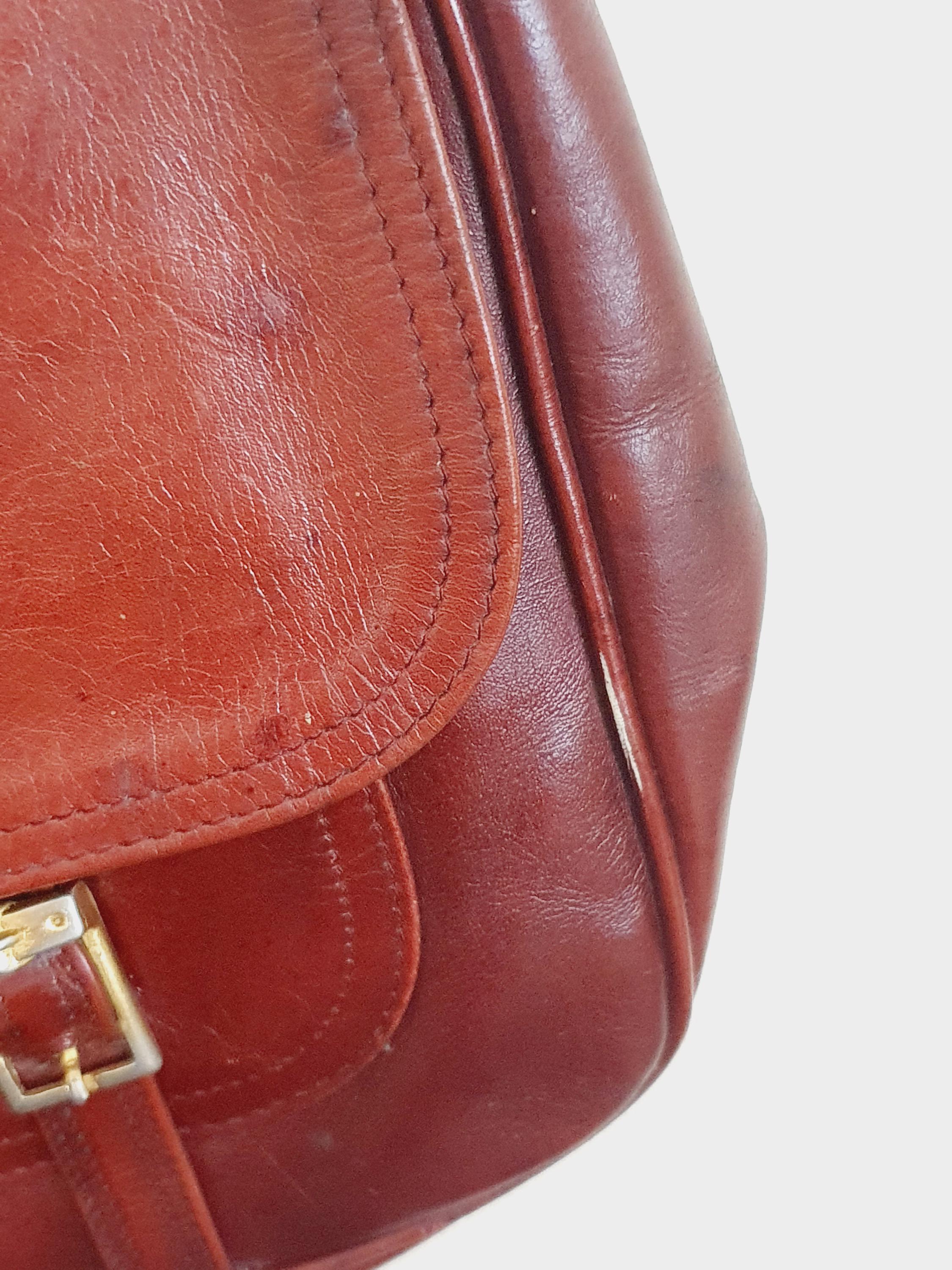 1970s Vintage Dark Red Leather Shoulder Bag