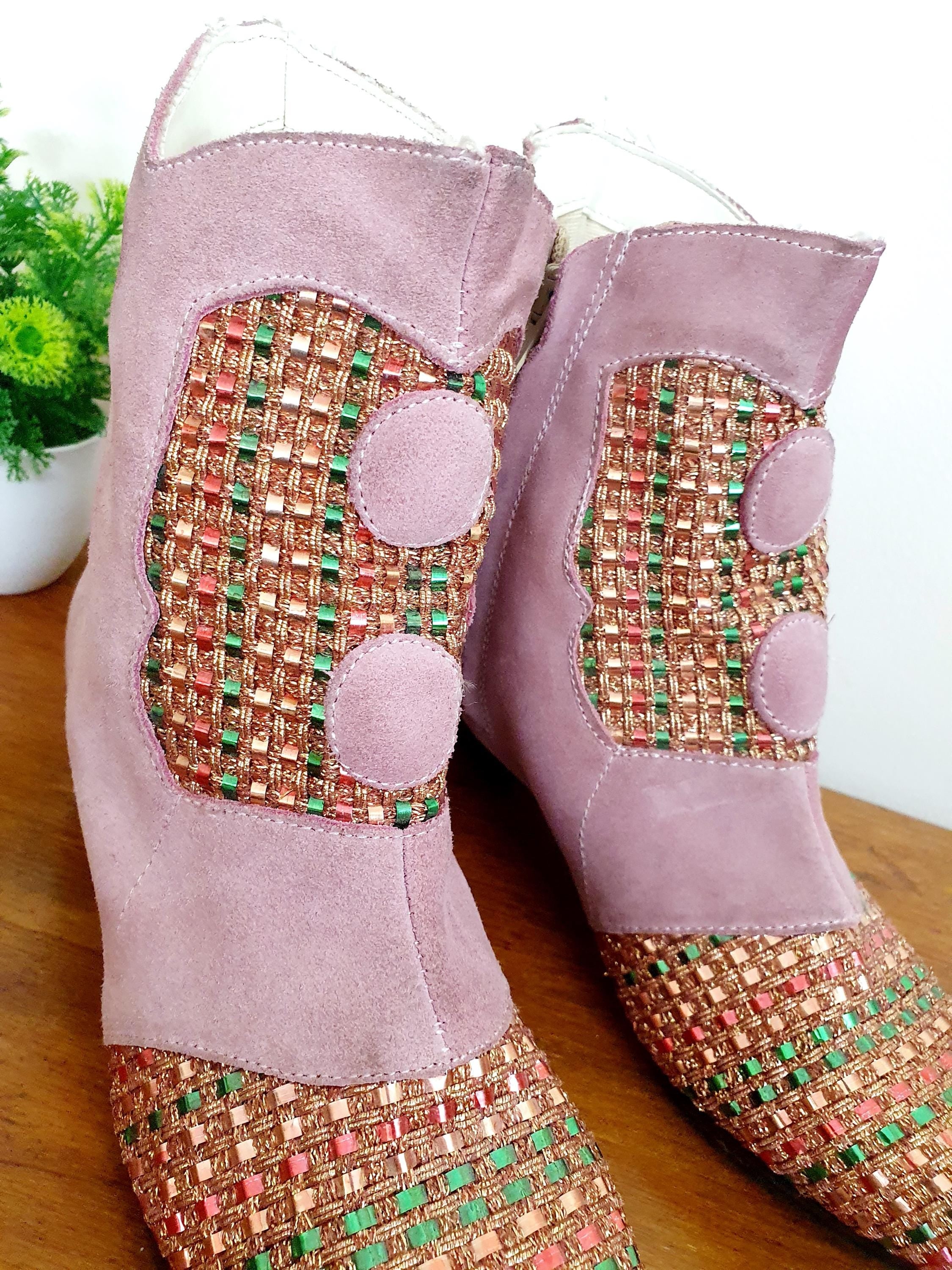 1960s Baby Pink Boots