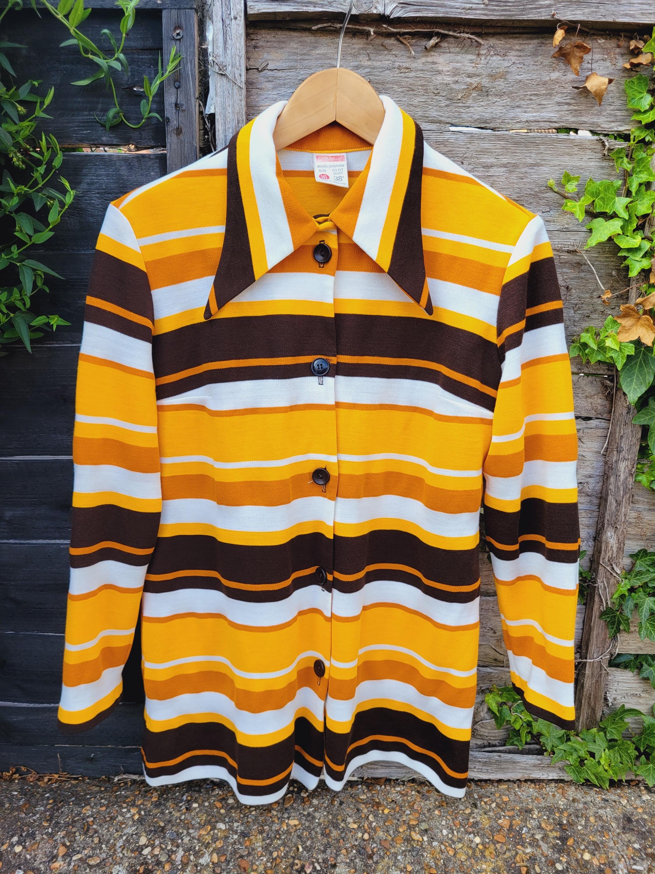 1960s 1970s Dagger Collar Shirt