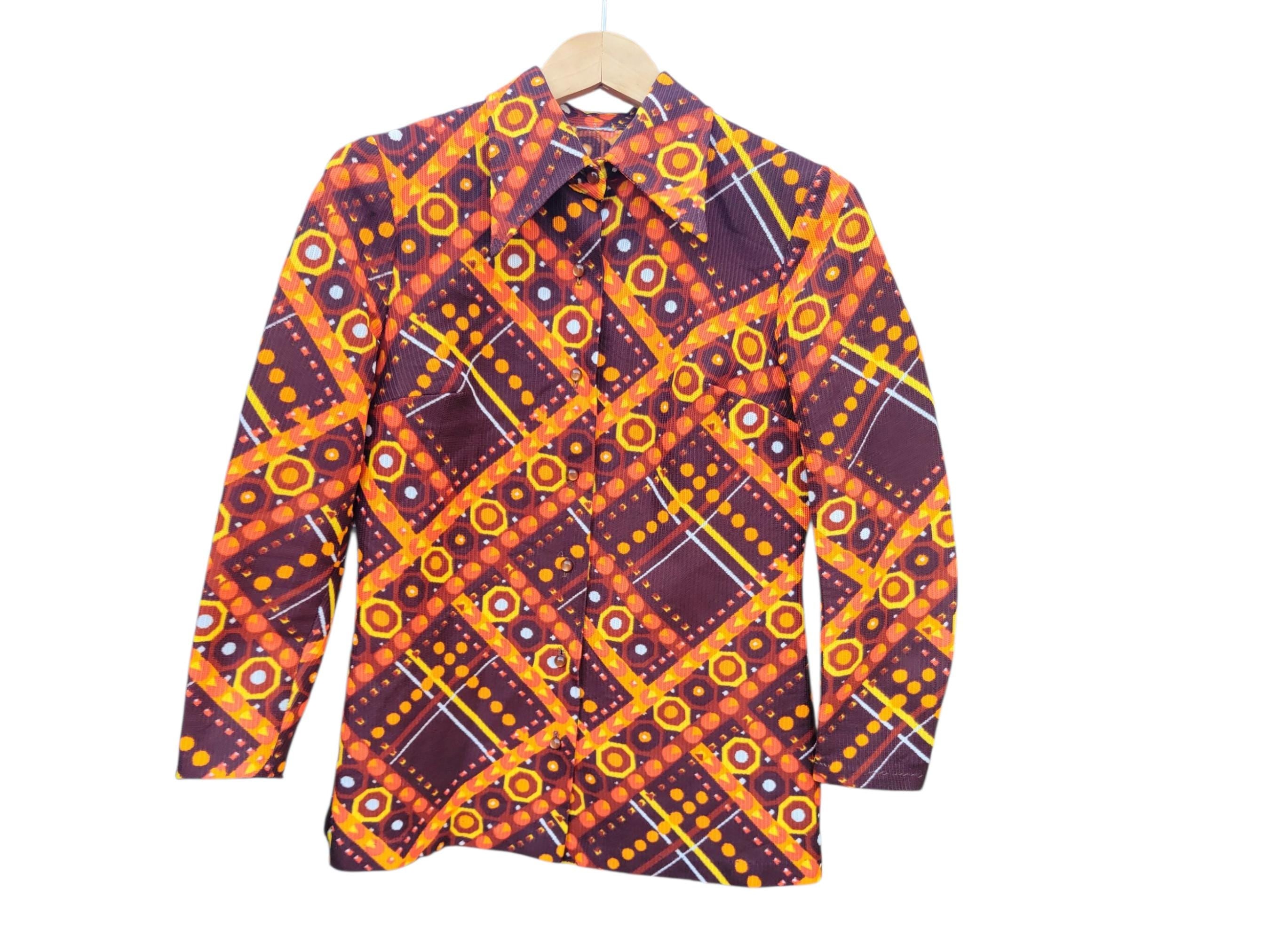 1960s 1970s Dagger Collar Shirt