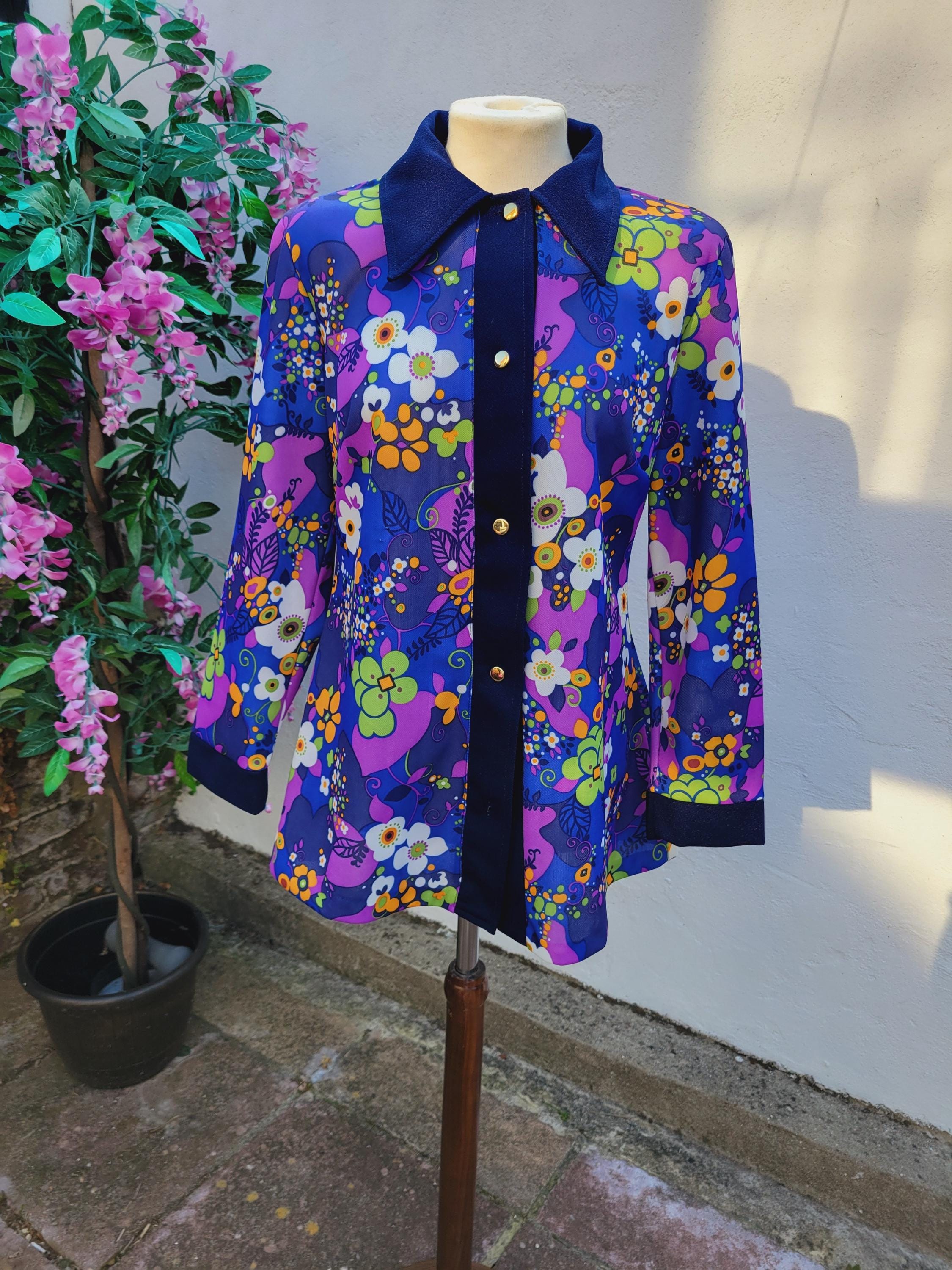 1960s 1970s Dagger Collar Shirt