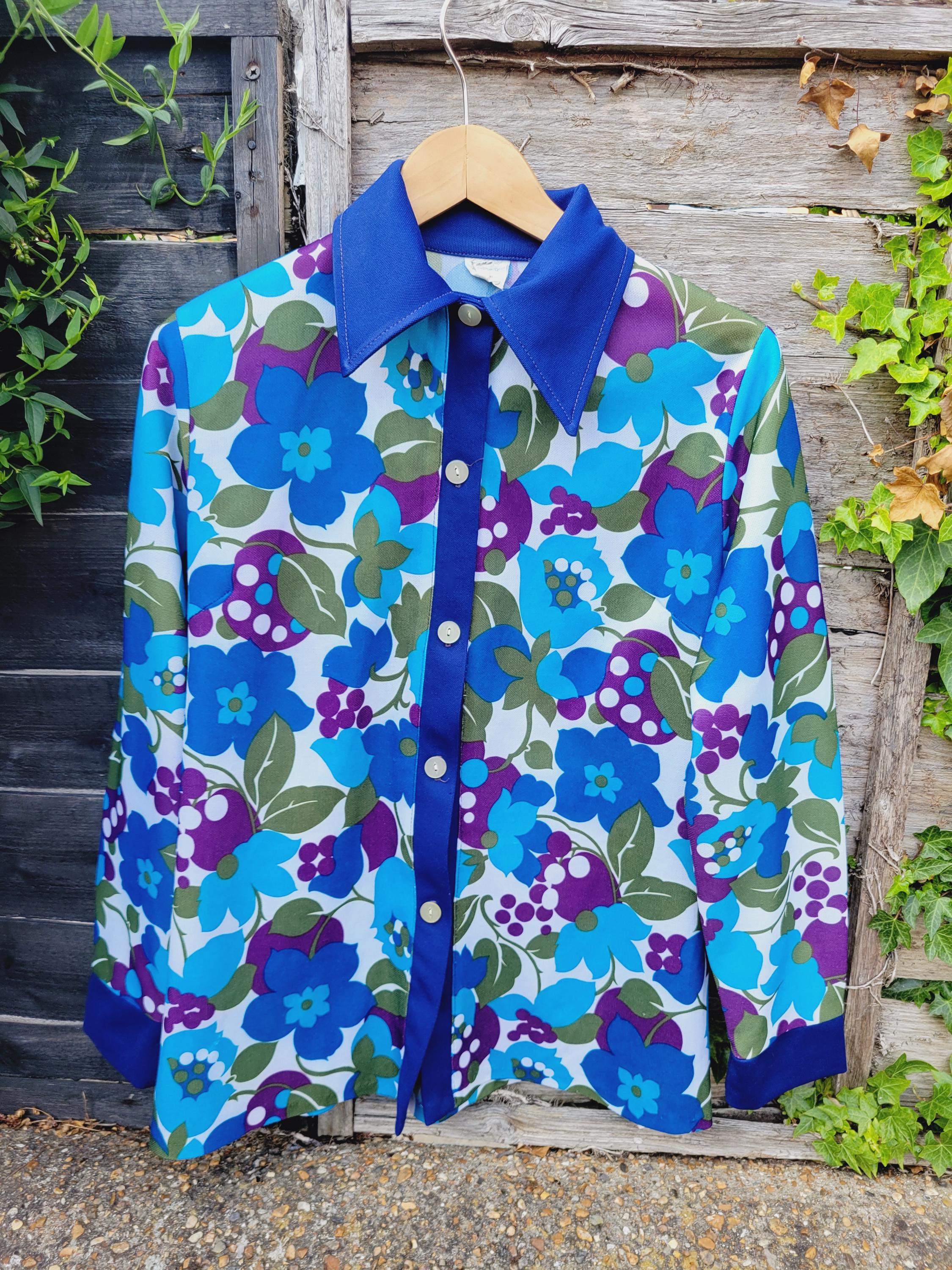 1960s 1970s Dagger collar Tunic Shirt